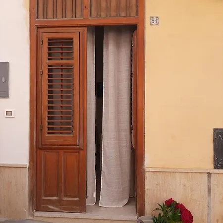Appartamento Mozzafiato In Pieno Centro Castellammare del Golfo Exterior foto